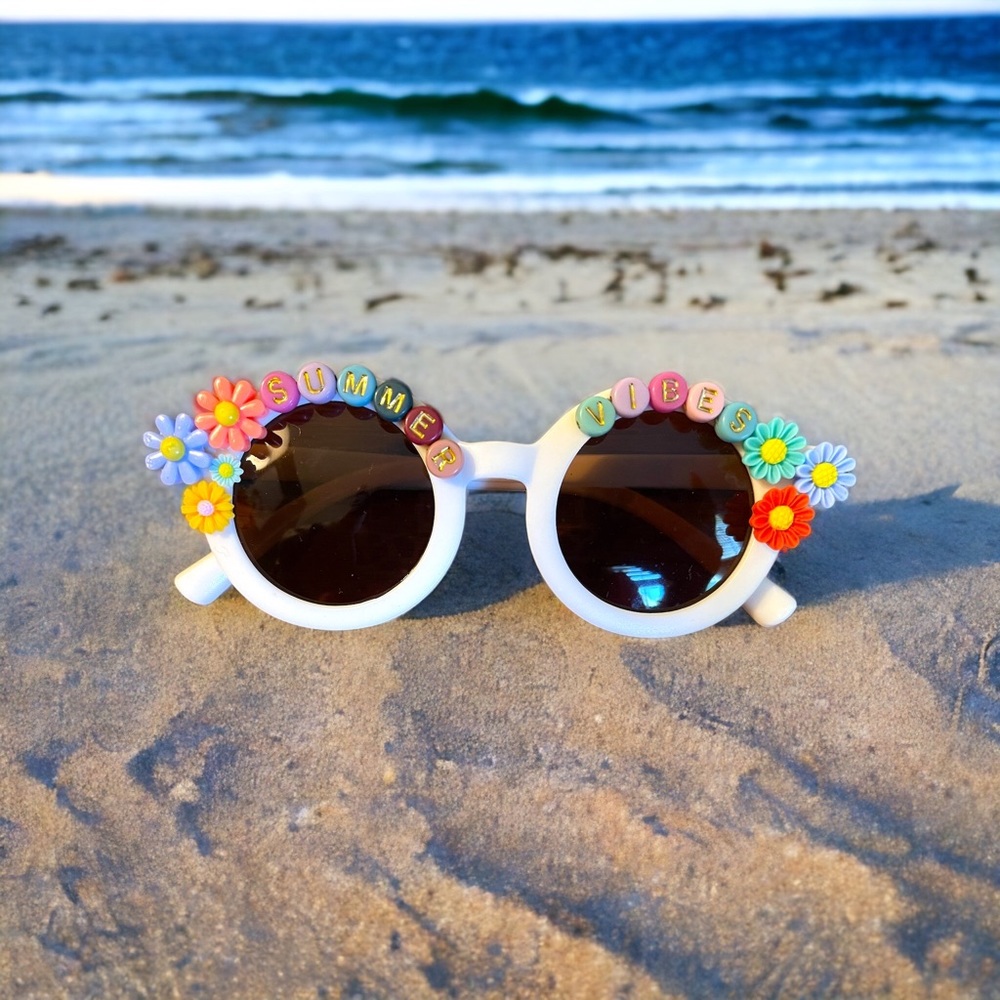 Custom kids sunglasses Summer Vibes